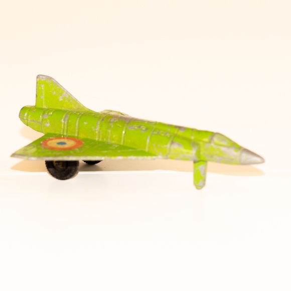 Tootsietoy Diacast Toy French Mirage Fighter Jet Made in 1970, Vintage - Picture 4 of 5